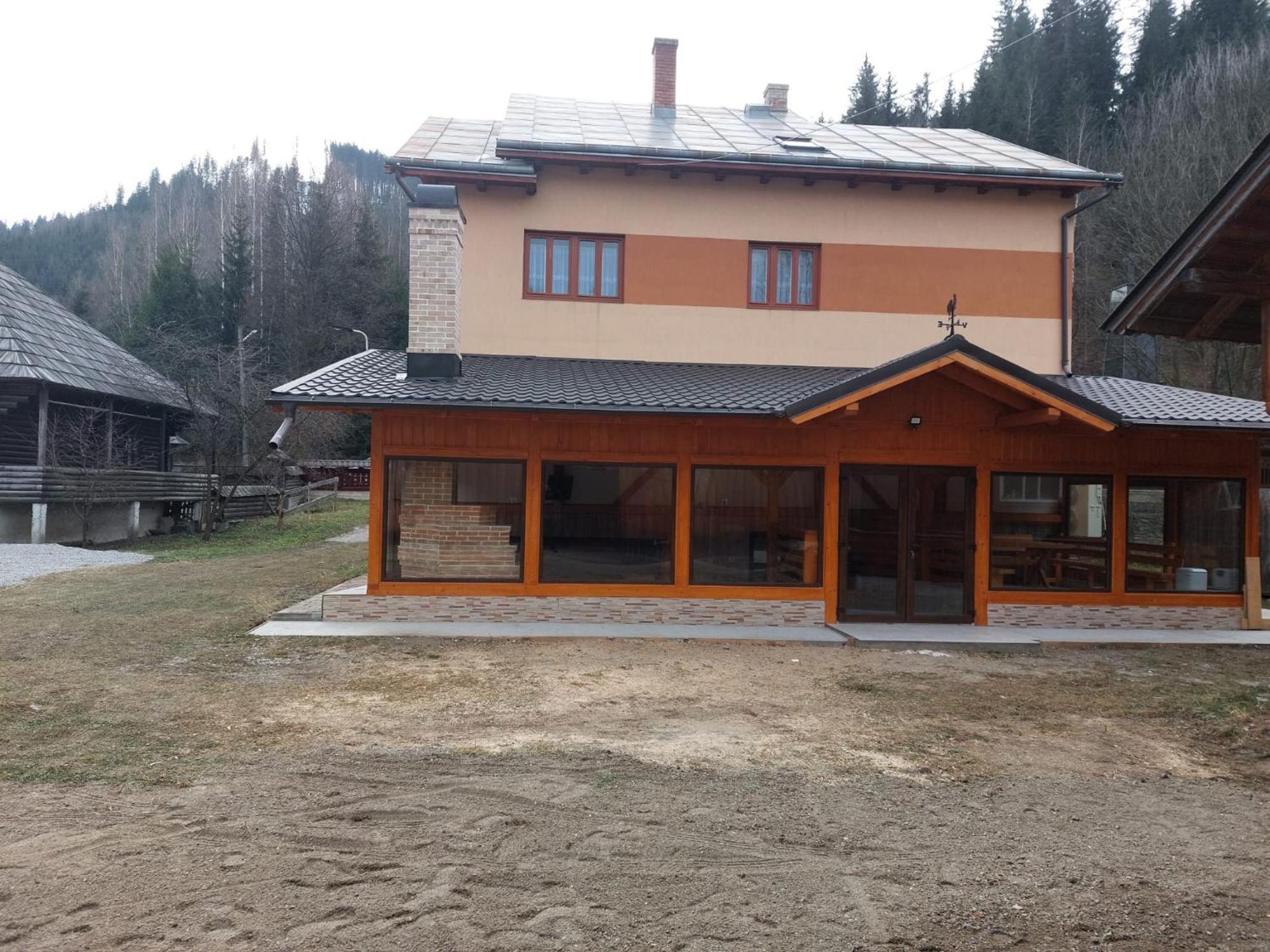 Pensiunea Adela Fundu Moldovei Exterior foto